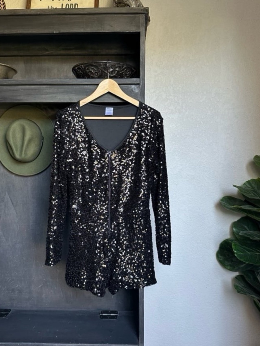 Spirit Halloween Womens Costume 70s Sequins Romper Size Large
